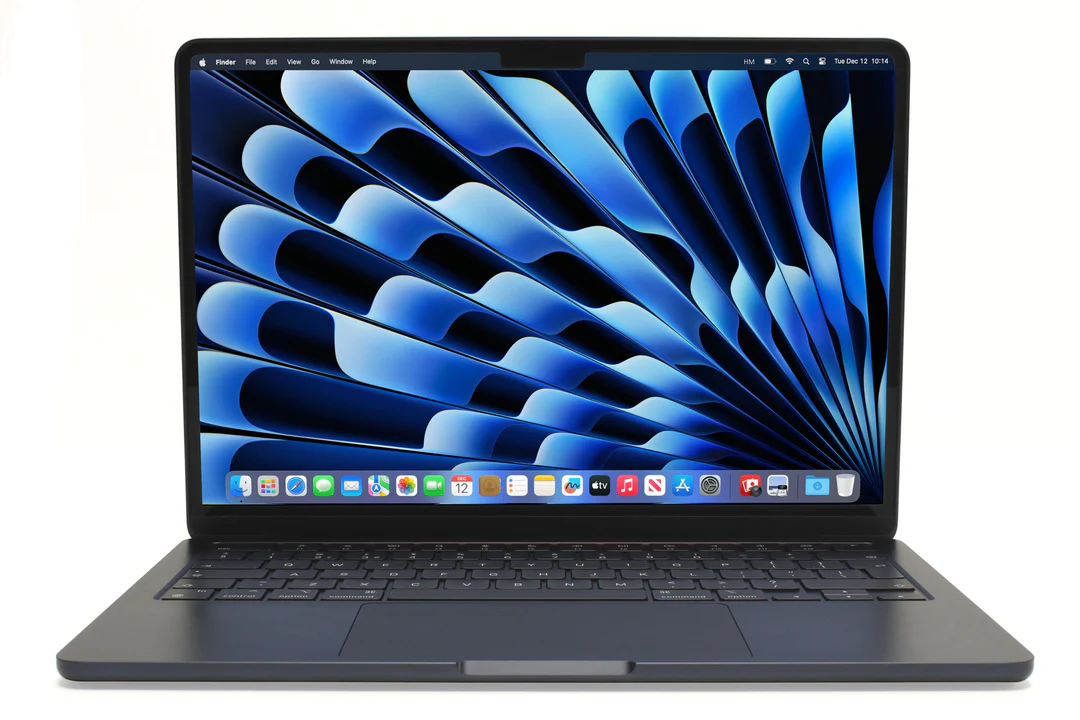 MacBook Air M2 (Mid 2022) / Model A2681 (EMC 3875)